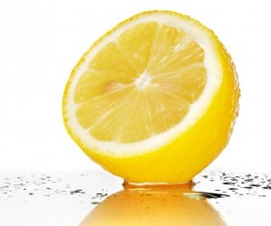 lemon and water wallpaper