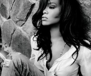 rihanna black and white wallpaper