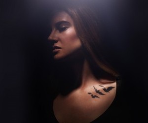 shailene woodley in divergent wallpaper