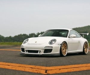 Modified Porsche GT3 wallpaper