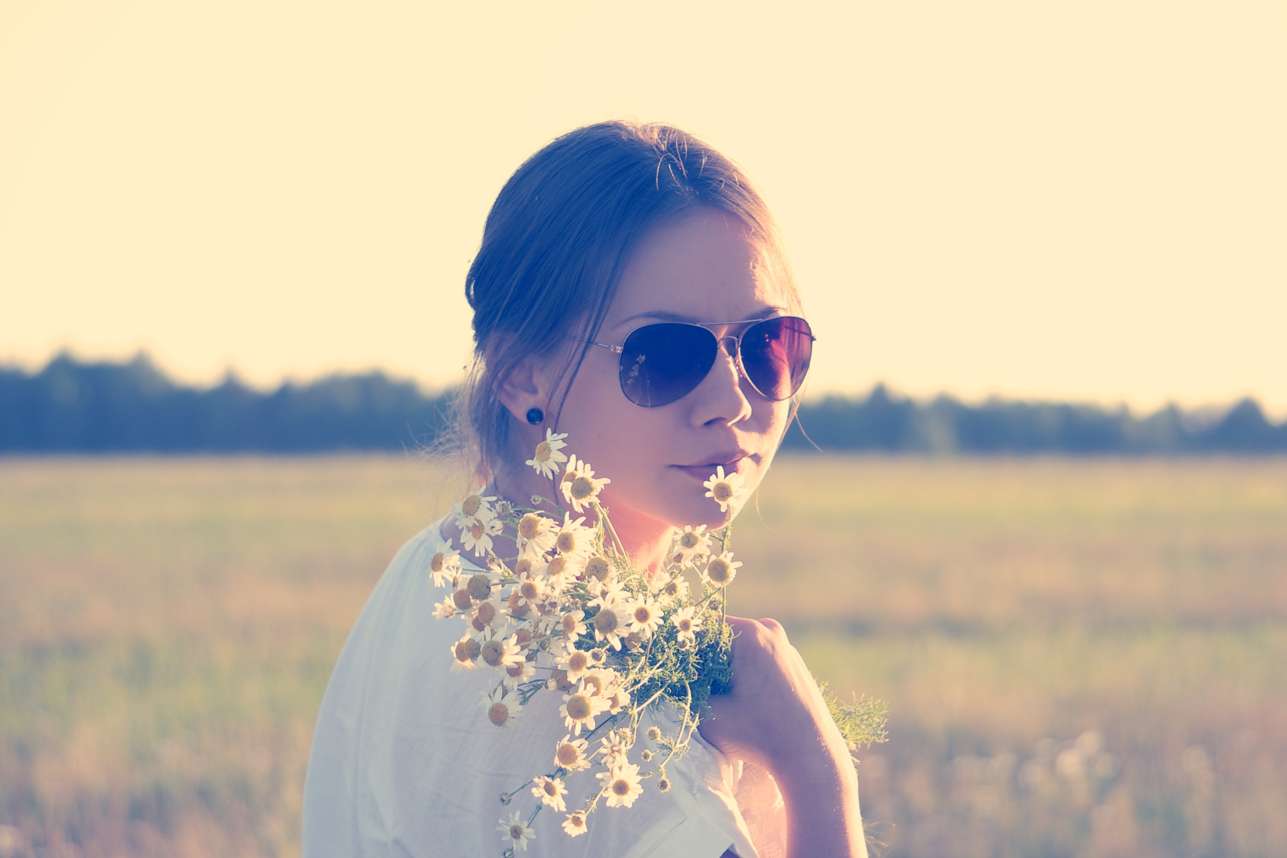 girl flowers By Alexander Shustov wallpaper download