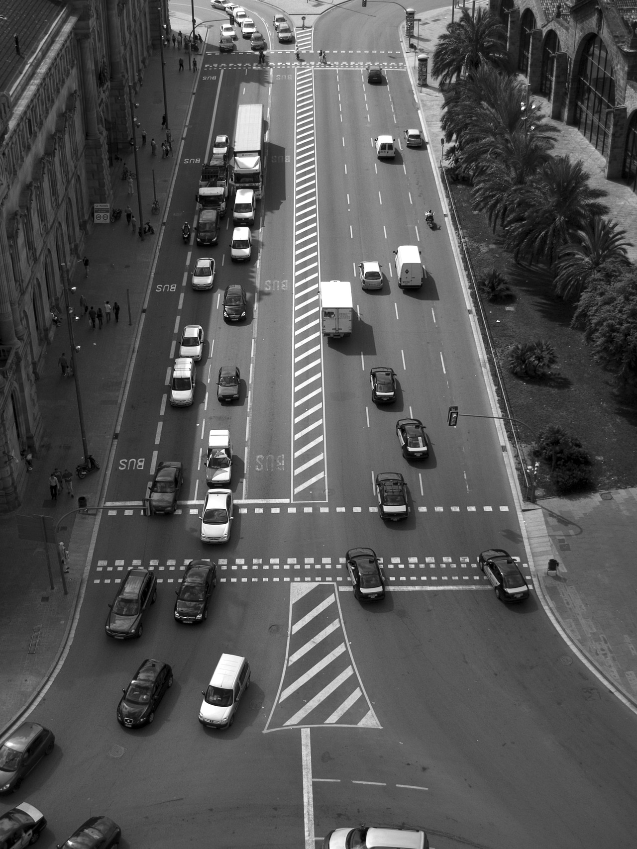 barcelona traffic wallpaper download