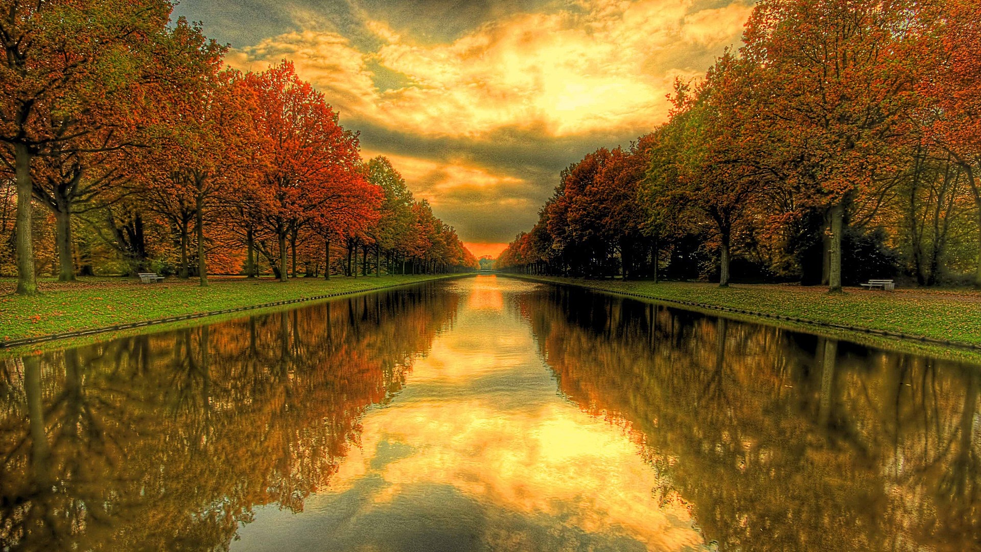 Fall Reflections wallpaper download